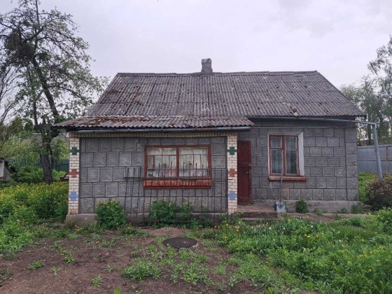 ID: 43983 Будинок на вул. Пілотська — житло або готова база під бізнес