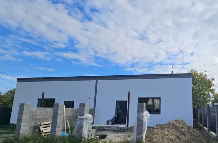 Продаж дуплексу в місті Ужгород - фото 1