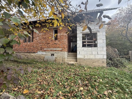 Продаж дачного будиночка в Ужгороді