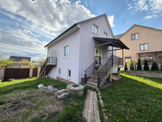 Чернівці!!! Садгора !!! Продаж гарного будинку готового для проживання Чернівці