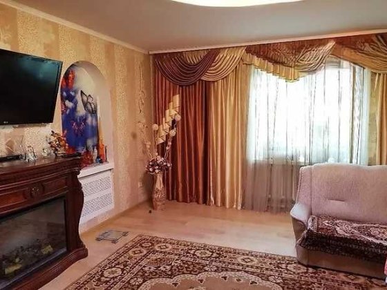 39742 РЕМОНТ, МЕБЛІ — 4-кімнатна частина будинку 130 м², Центр, біля парку Чекмана Хмельницкий