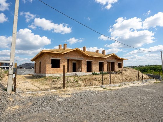 ДВОЯН 112,5 м² на 5 сотках землі | Family Yard | Якісне базове наповнення Рівне