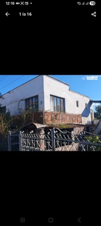 Продам 2 кім з цегли поряд з центром - фото 1