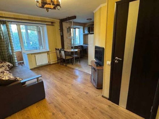 Продаж 2-к квартири просп. Леоніда Каденюка 15 Київ