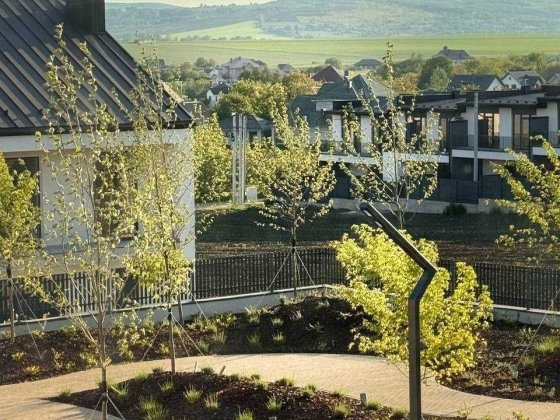 Продаж! Прекрасний будинок з ремонтом Чернівці