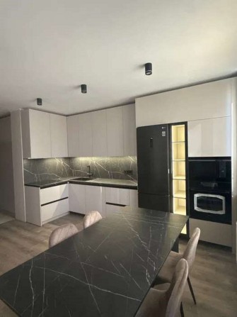 Продаж 2-к квартири Столичне шосе 3 - фото 1