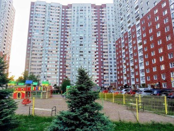 Продаж 2к квартири Балтійський пер. 3а Киев