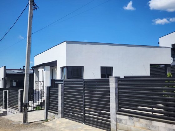 Продаж будинку в Ужгороді; американка 135 м2; Червнениця