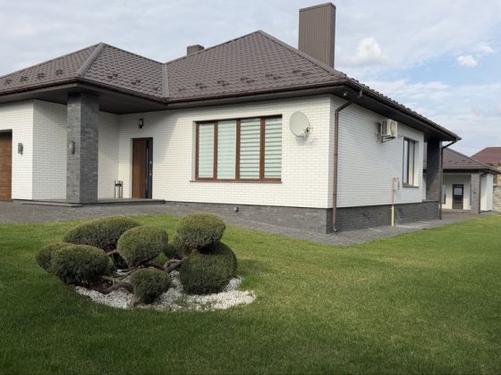 ПРОДАЖ будинок в Рівному , Колоденка Червоні Гори р-н Автодрому Ровно