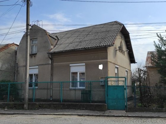 Продається будинок в Ужгороді