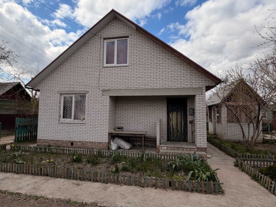 Дача двоповерхова 70 м2  СТ Ромашка ( Обласна лікарня). Є можливість прописки! Чернигов