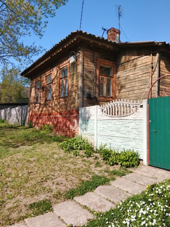 ДУЖЕ ВИГІДНА ПРОПОЗИЦІЯ!Частина будинку+земля,свій двір та адреса!5Кутів! - фото 1