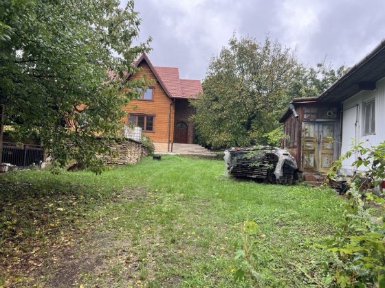 Продаж будинку з великою зем.діл.30сот.Надвірнянська/Гот.Кайзера Чернівці