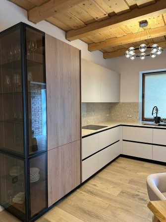 Продається будинок в екологічному районі біля кордону - фото 1
