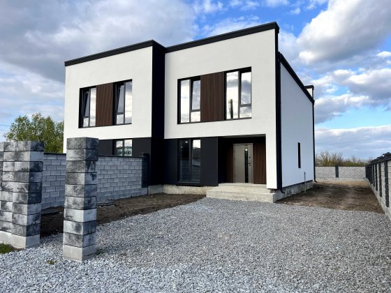 Котедж 126м² з ділянкою 5 сот. Тинне. Власник Рівне