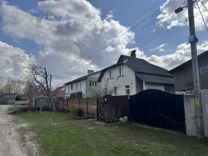 Продам будинок 120м , міцний і доглянутий з усіма коммунікаціями - фото 1
