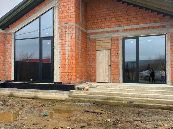 Продається просторий будинок