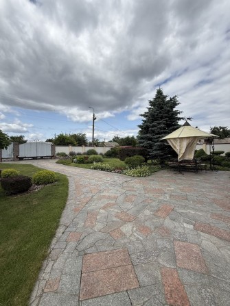 Продаж великого будинку з тенісним кортом! - фото 1