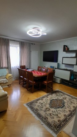 Продаж будинок 166м2 Чернівці Роща - фото 1