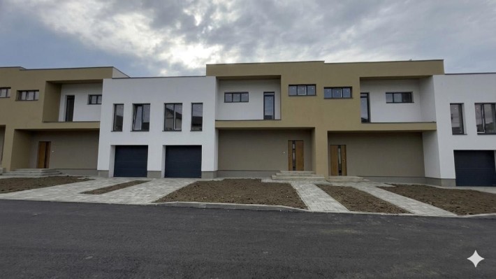 Продаж 3к котеджу з міськими комунікація у затишному районі міста із розвиненою інфраструктурою - фото 1