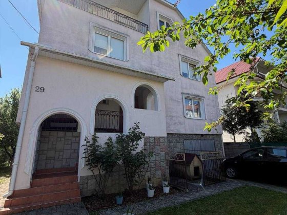 Продам будинок в Ужгороді, Кампотний район