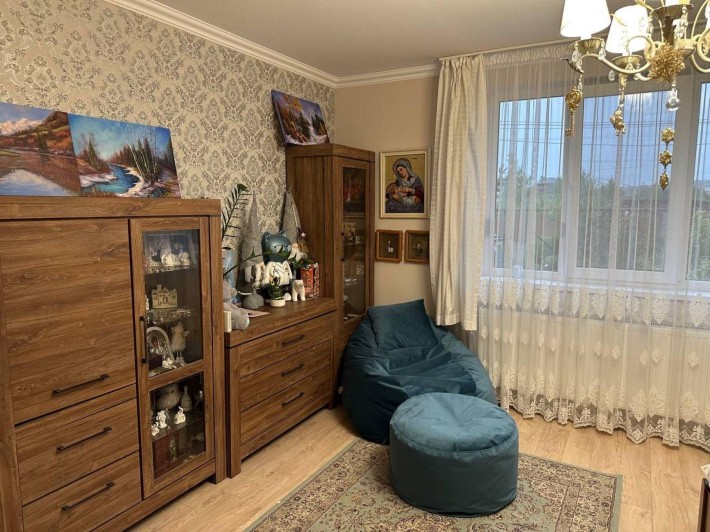 Будинок, 180 м² з газом - фото 1