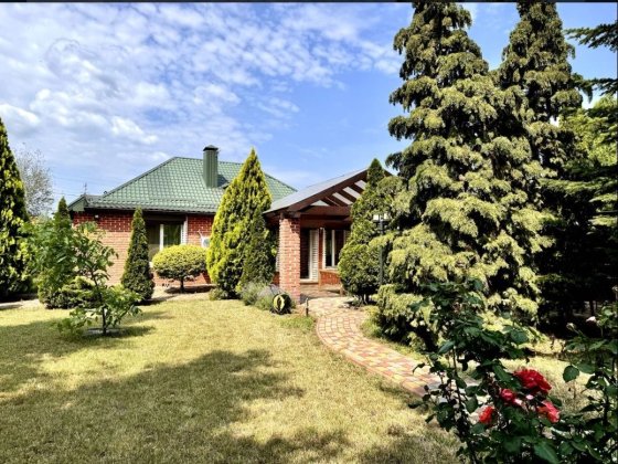 Продам шикарный дом 121 кв м, евроремонт, 4 комнаты, 12 соток Дніпро