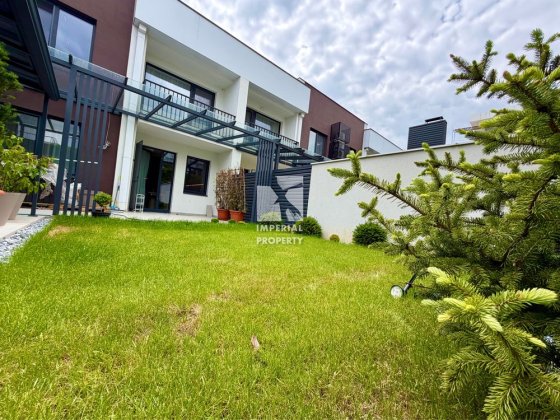 Продаж вишуканого котеджу в затишному котеджному містечку Sherwood ! Ужгород
