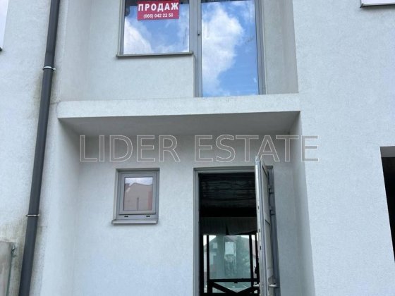 Продаж таунхаусу 210м² в центрі Ужгорода