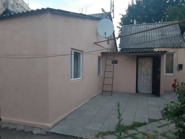 Продам часть дома по ул. Ивана Нечуя-Левицкого (Каруни) г. Днепр - фото 1