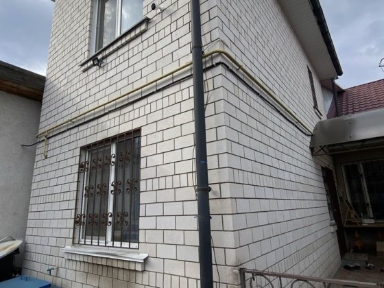 Терміновий продаж частини будинку , гарна ціна Житомир