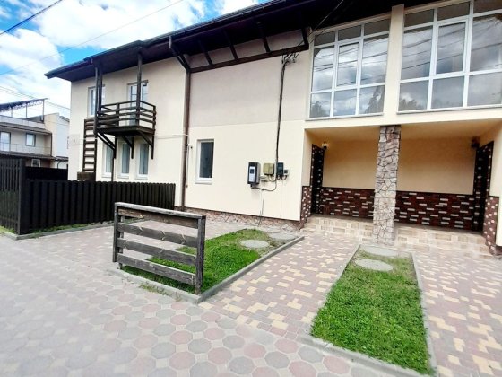 Продається таунхаус ( Агрономічне))у Вінниця