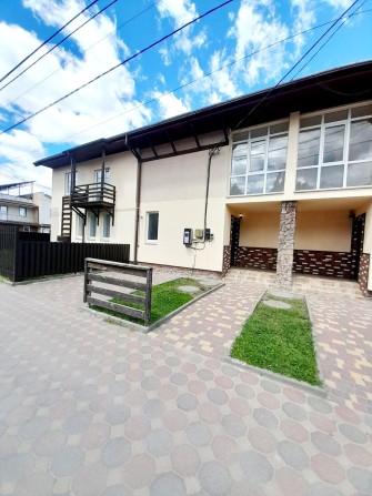 Продається таунхаус ( Агрономічне))у - фото 1