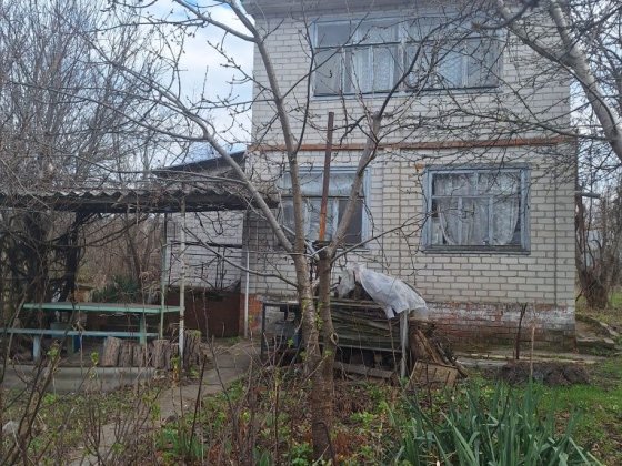 Продам 2ух эт дачу  с видом на реку  Днепр