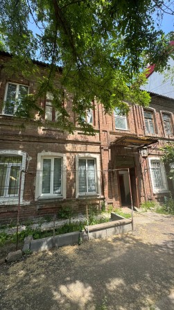 Продам 1-кімнатну квартиру на вул. Свєтлова - фото 1