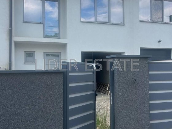 Таунхаус 4 кімн., 210 м², Ужгород – продаж!