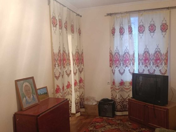 (3) Продам частину будинку р-н Олієжиркомбінату 0756