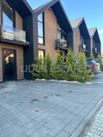 Продається таунхаус: 4 кімнати, 150 м², 2.5 сотки, Ужгород! - фото 1