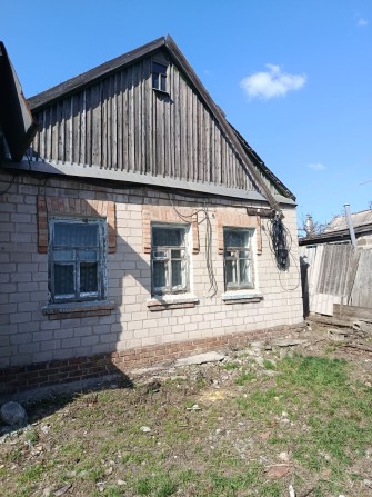 Срочно Часть дома. Гараж большой(можно под бизнес) - фото 1