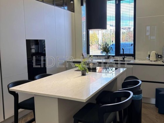 Таунхаус біля лісу 150м²: 4 окремі кімнати, Ужгород