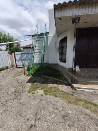 Продам частину будинку вул. Турчановича,район Бучми - фото 1