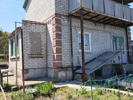 Затишна дача з газом, верандою і садом у Солов’їному гаю Запорожье