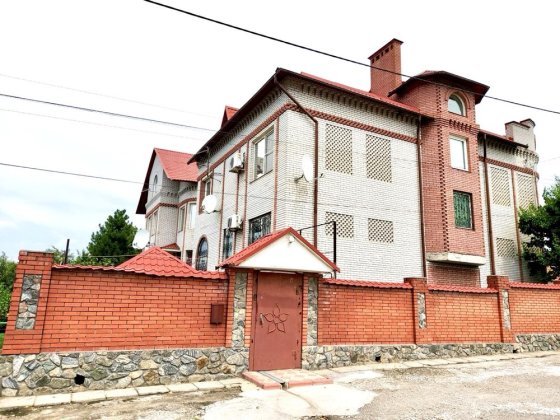 Продається будинок в космічному мк-ні Запоріжжя