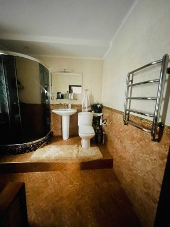 продам дом  Диевка 1 рн метро - фото 1