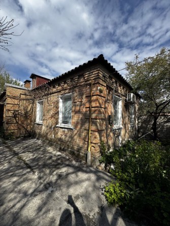 Продам половину будиноку на Олексіївці - фото 1