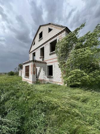 Продаж добротного будинку 200м2,  12сот землі - фото 1