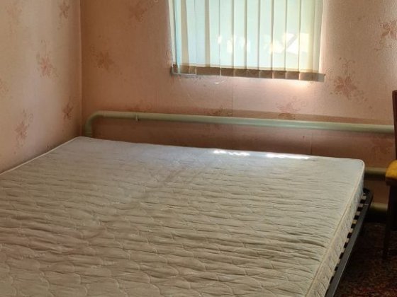 Продам будинок .Квартира на землі.