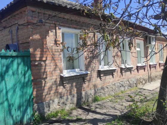 1/2 будинку район Дитячої обласної лікарні з окремою адресою і земельною ділянкою 8 сот. Кропивницький