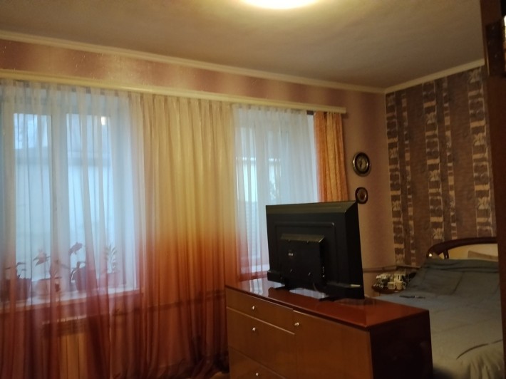 Продается полдома в Заводском районе - фото 1
