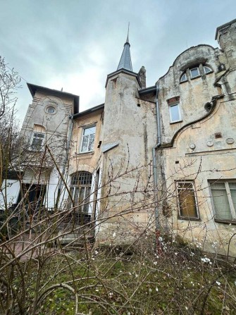 Продаж історичної вілли в ближньому центрі - фото 1